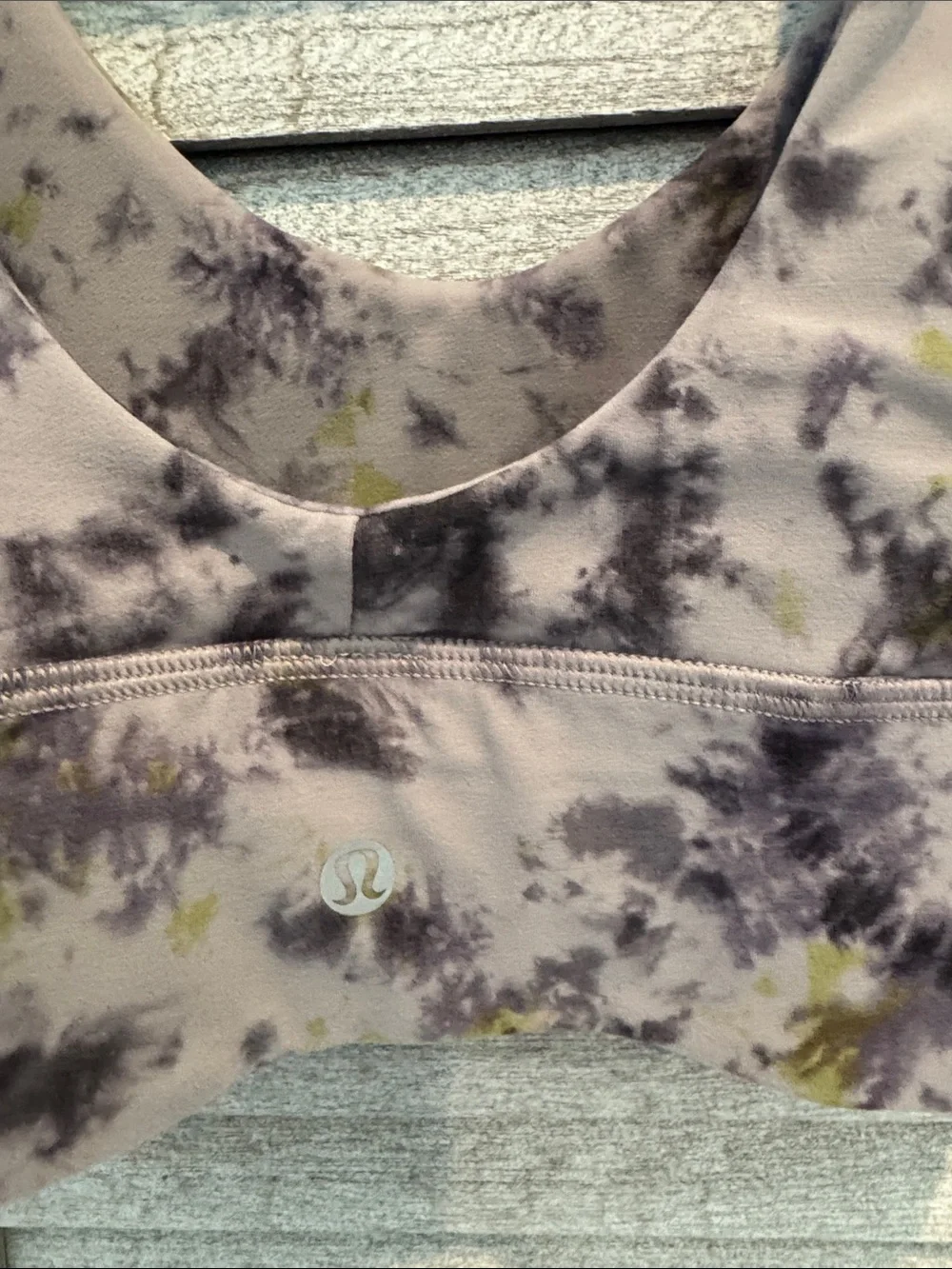 Lululemon Aligh reversibleBra Tie-Dye Crop - Olive & Gray multicolor Size 4